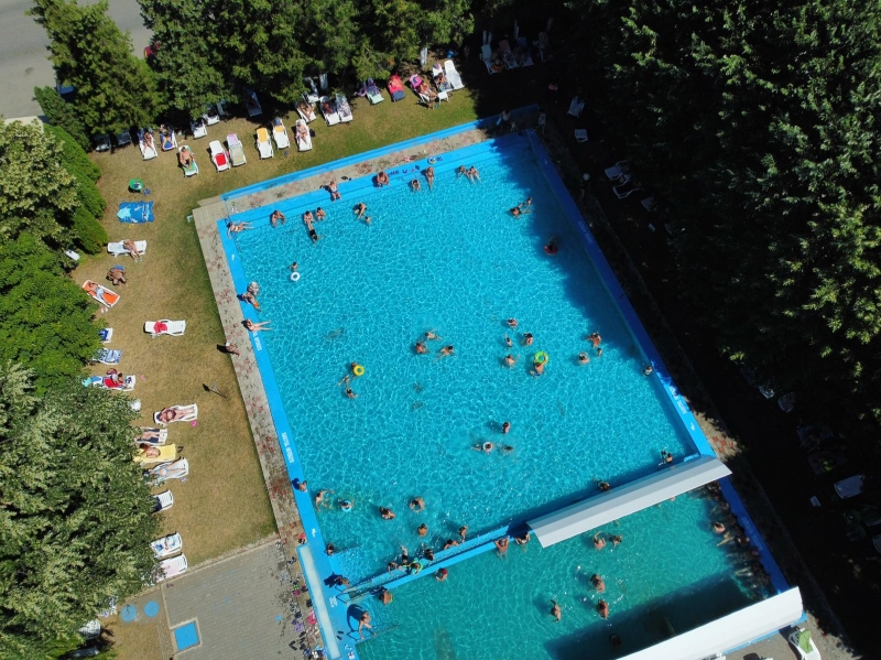 Veniti la strandul din Alesd in minivacanta de SFANTA MARIA!